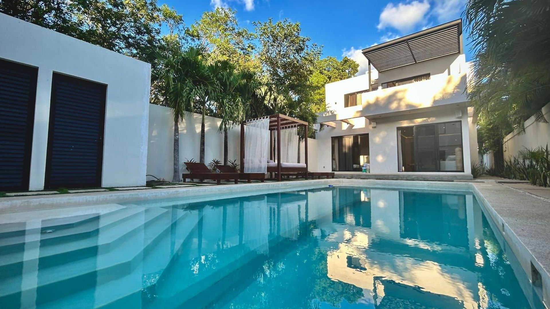 Villa Stunning In The Heart Of La Veleta
