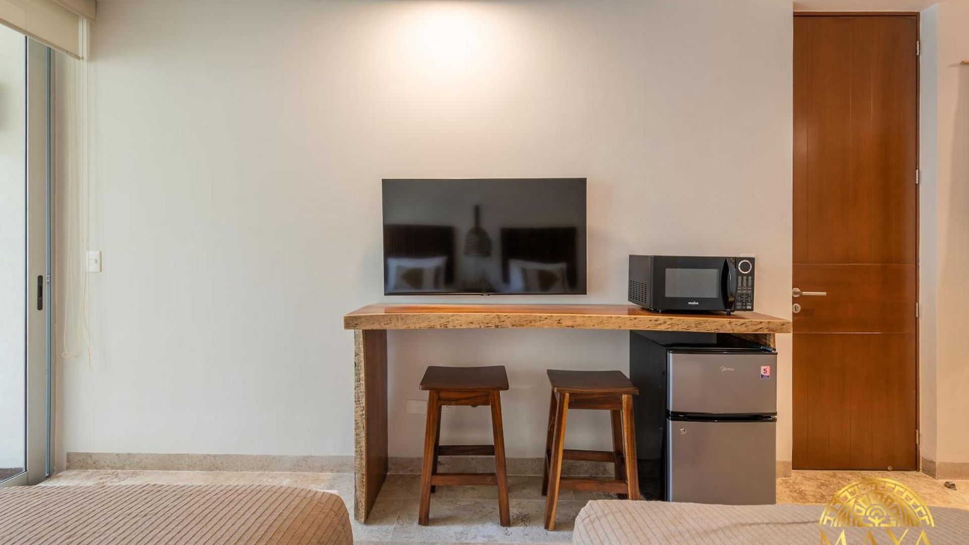 Apartahotel Nhoa By Maya Pm