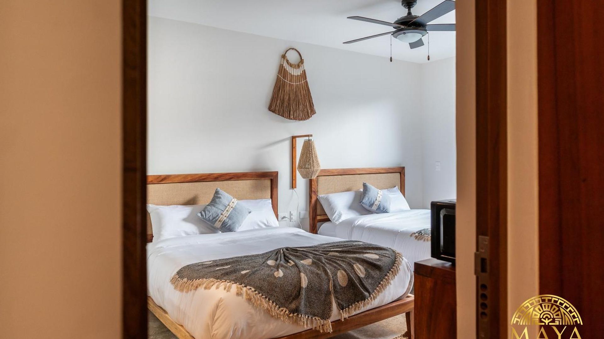 Nhoa By Maya Pm Apartahotel 4*