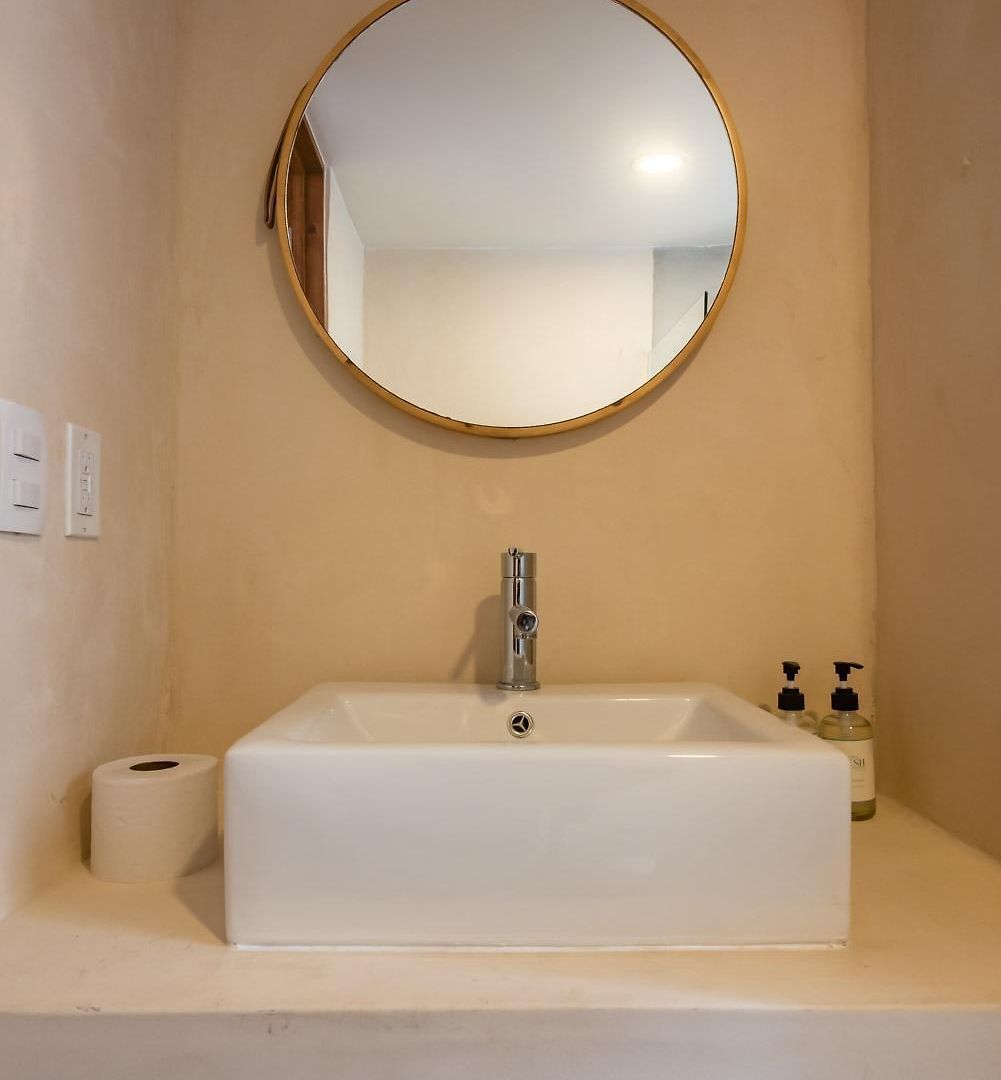 Bright 2br Loft With Rooftop Pool In Downtown Location *