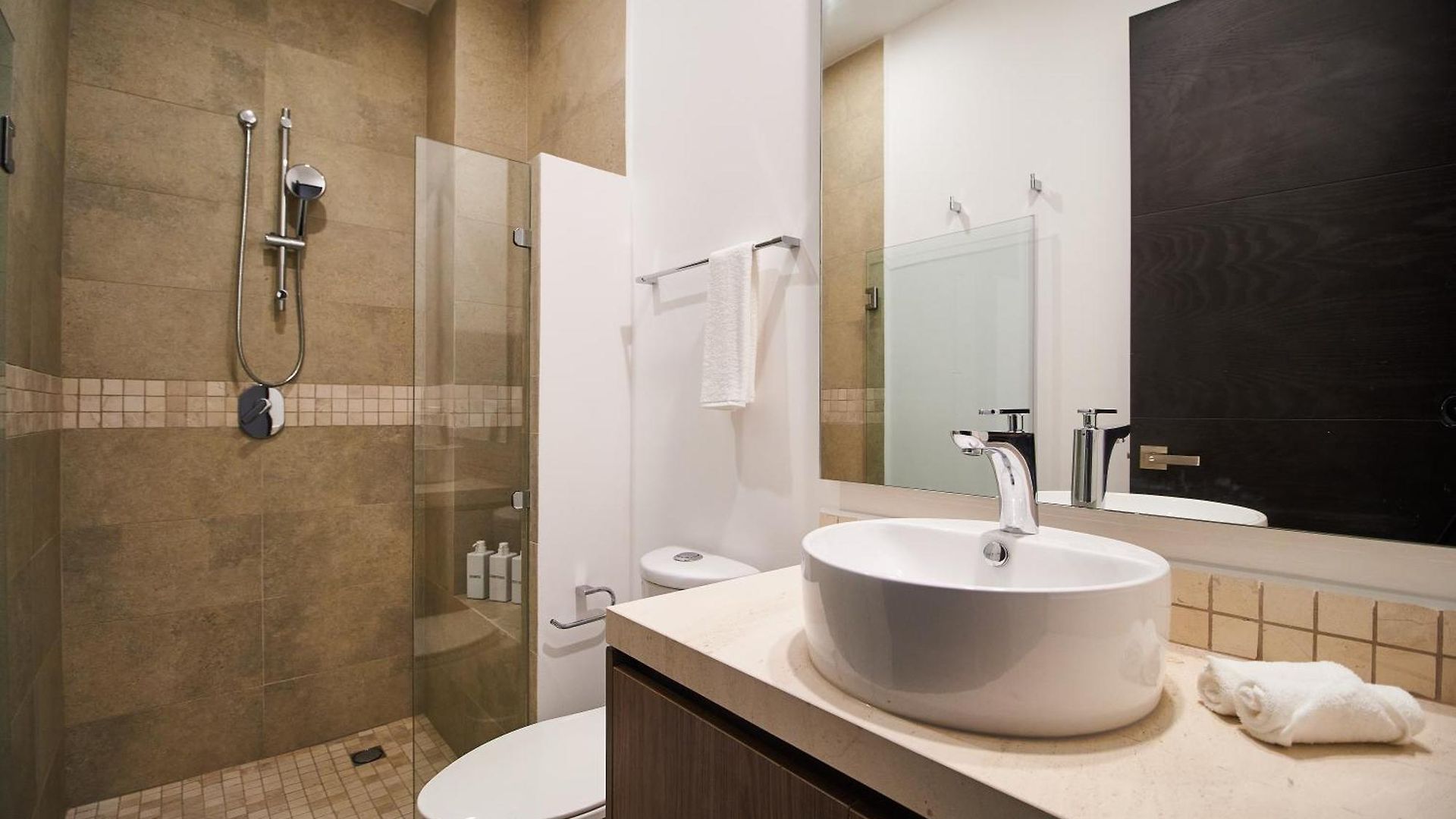 Premium With 2 Pools, Gym, Yoga Deck, Bbq Grill & Security Apartamento