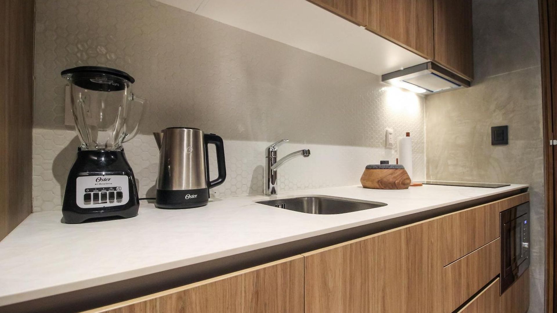 Apartment Luxury With Rooftop Pool In Location