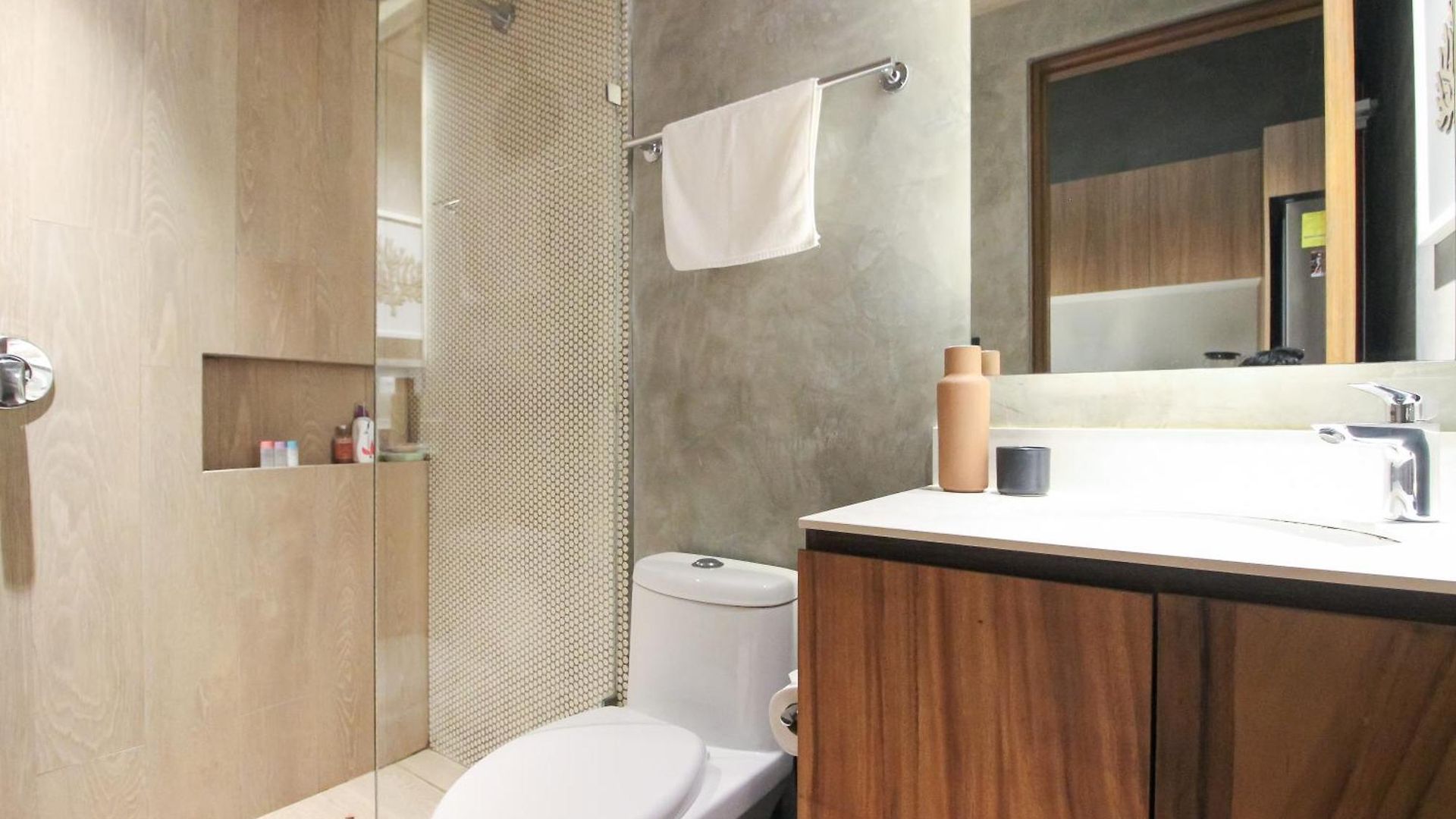 Apartment Luxury With Rooftop Pool In Location *