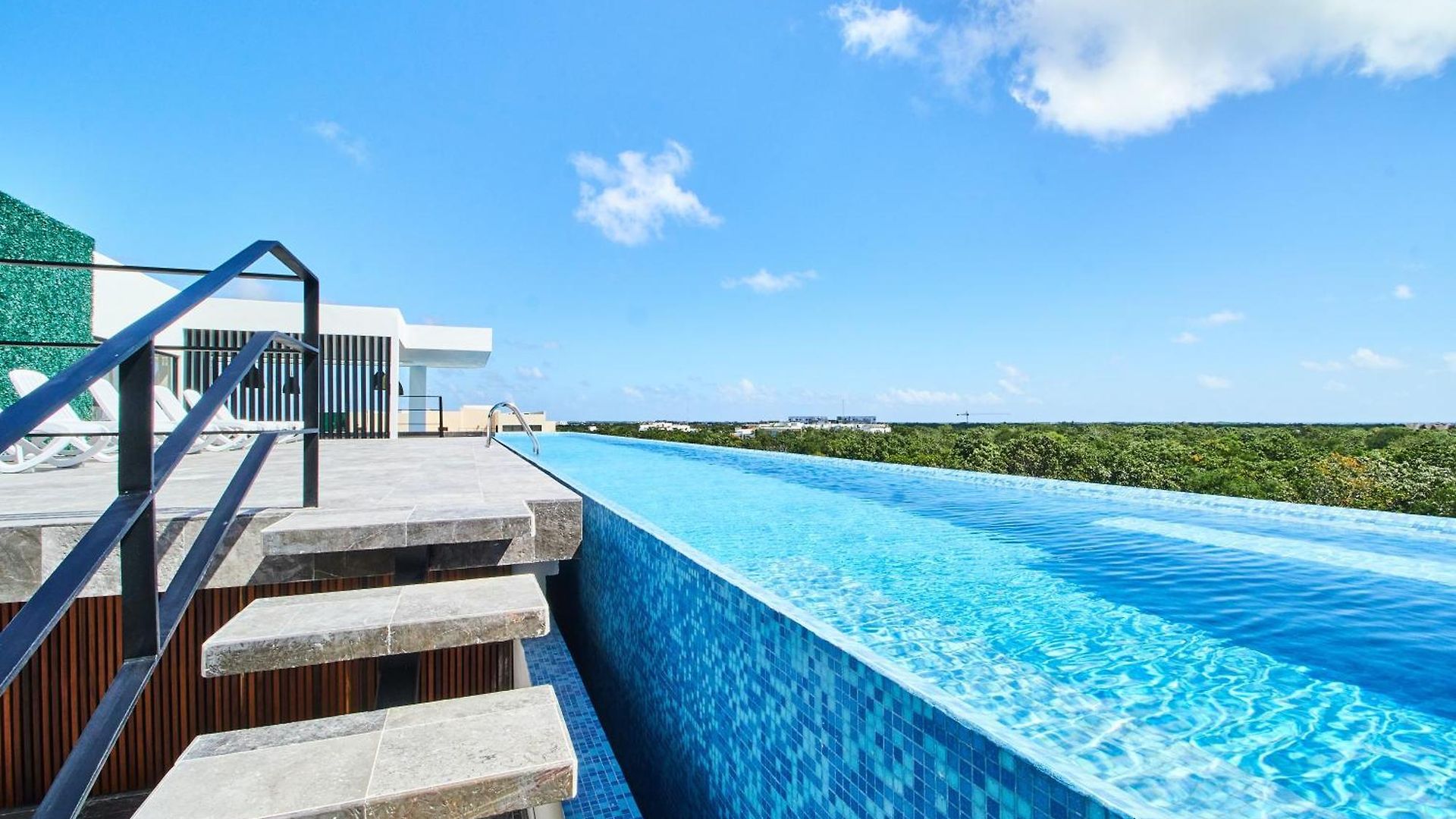 Luxury 2 Story Penthouse With Private Pool, Gym & Rooftop * Tulum