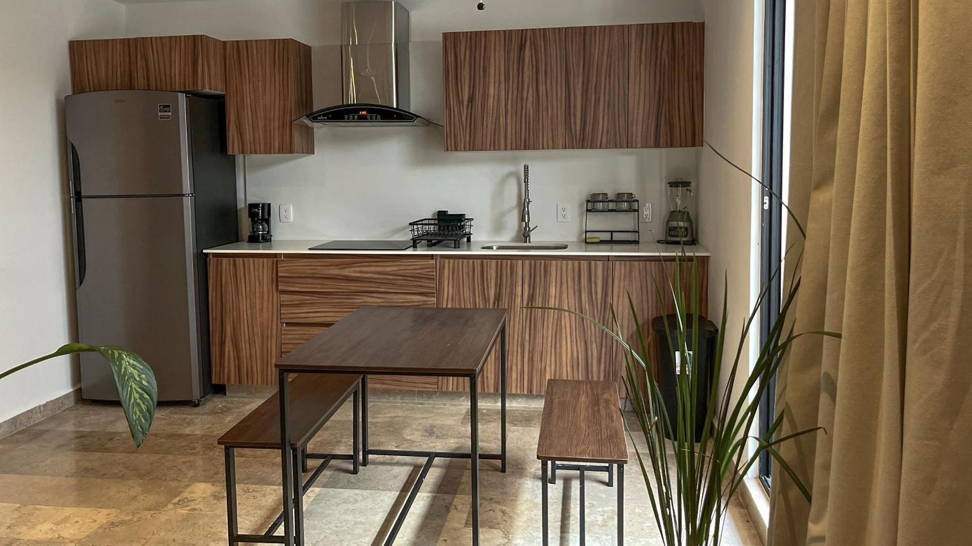 Elegant With Private Bathroom In Luxury Penthouse *