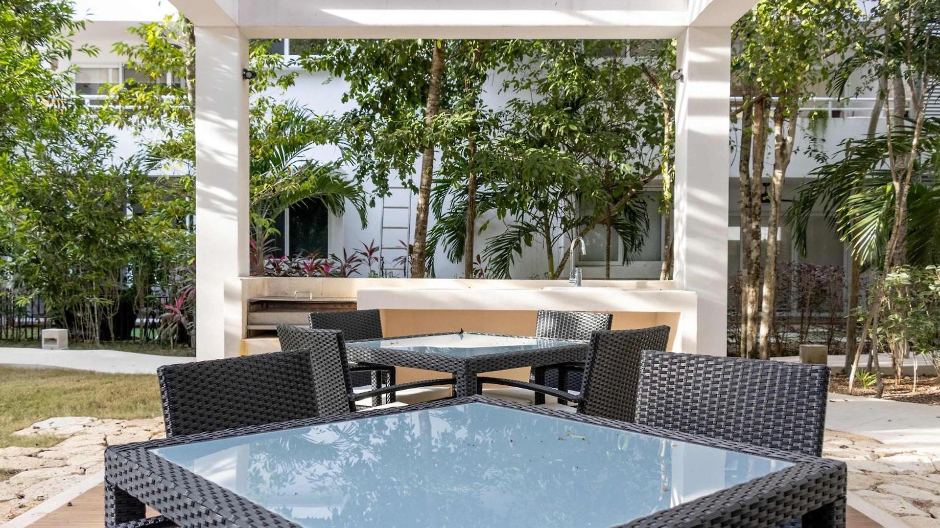 Modern With 2 Bdr Gym & Pool * Tulum