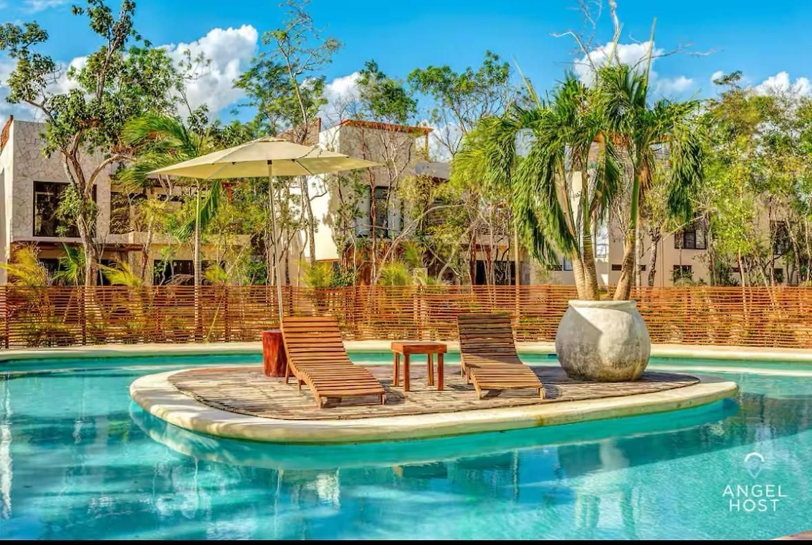 Jungle 4*
