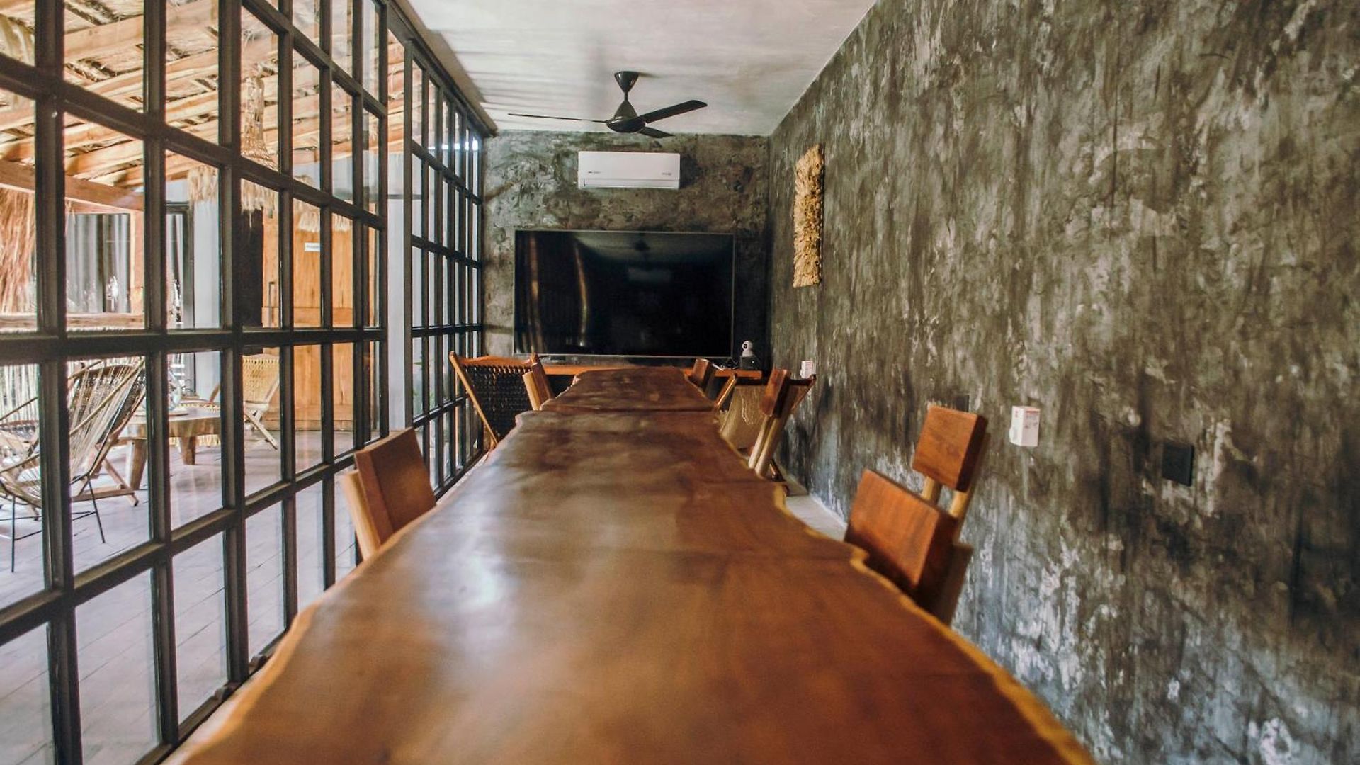 Hostel Meteora & Coffeehouse
