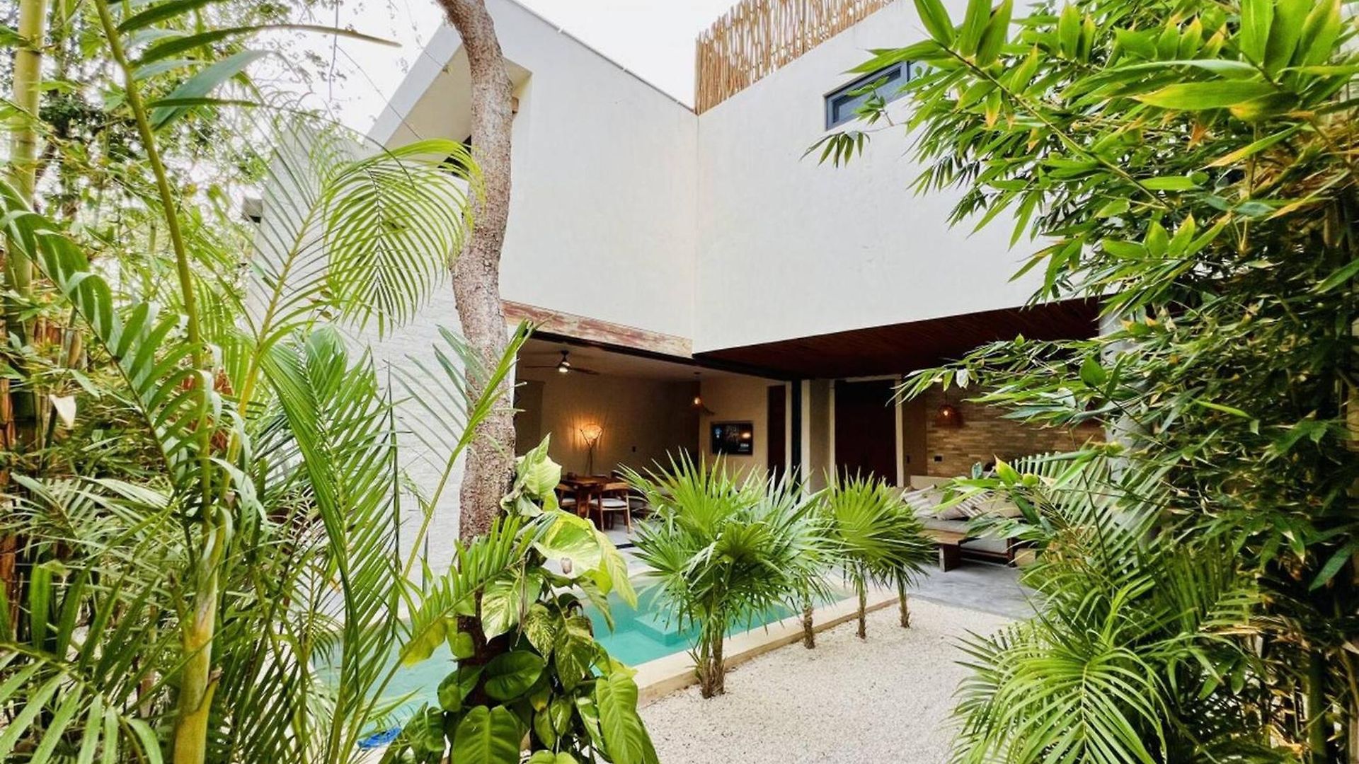 Villa 2 Bedroom Deluxe With Private Pool & Grill Atman 110 *