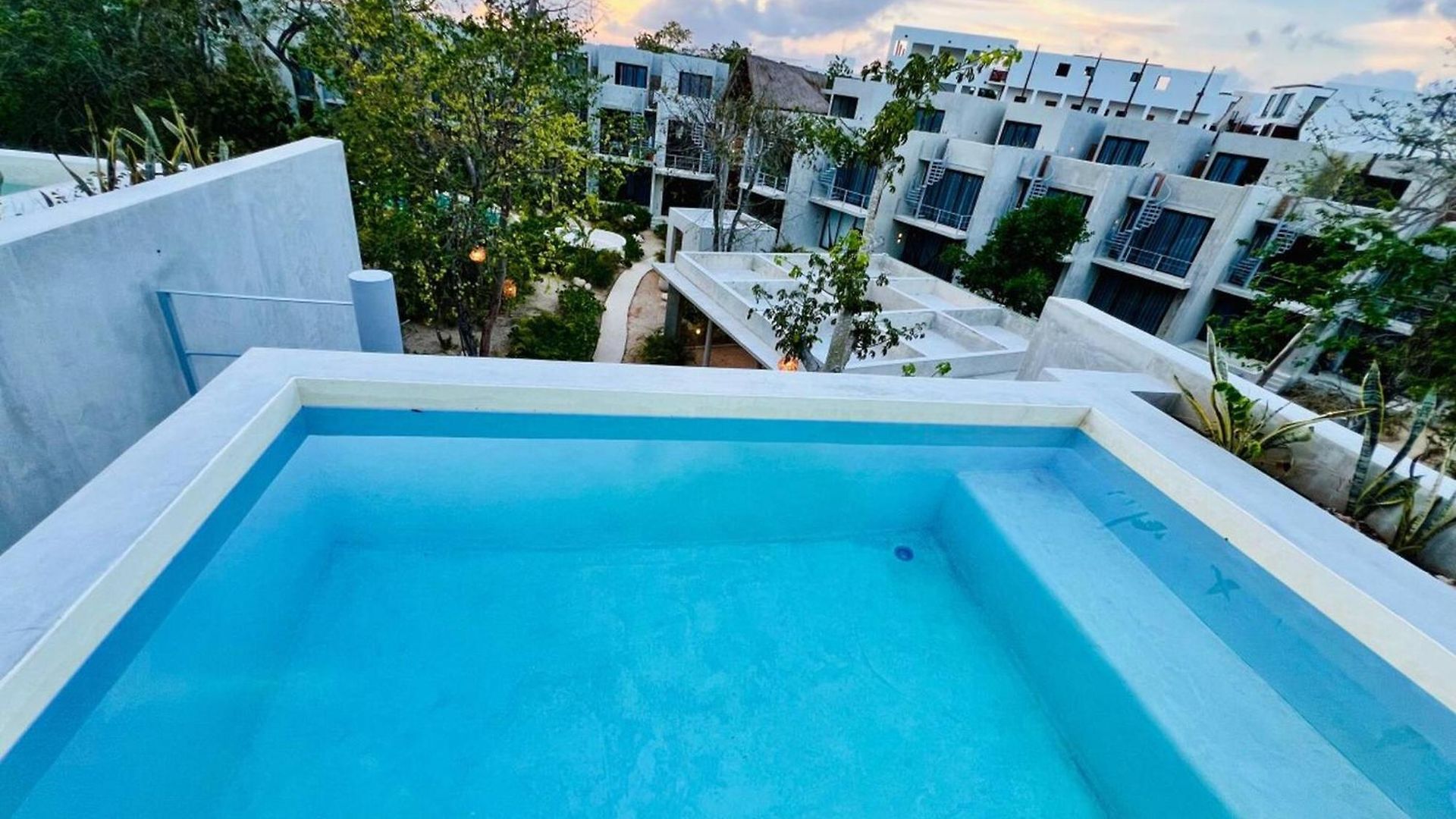 412 Seremonia Selva Private Pool & Grill 2 Bedroom Apartment *