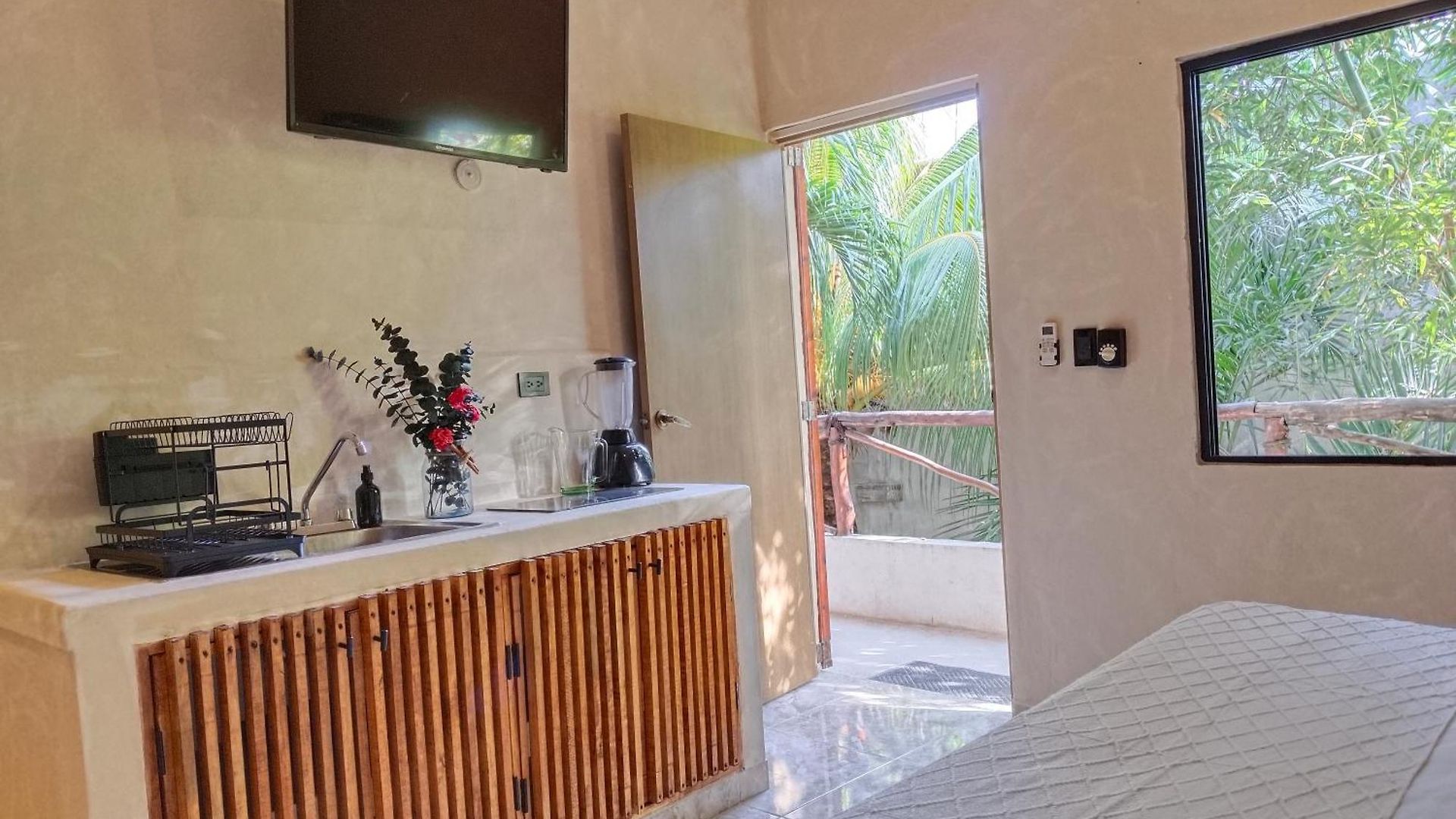 Hotel Casa Lupita 4*