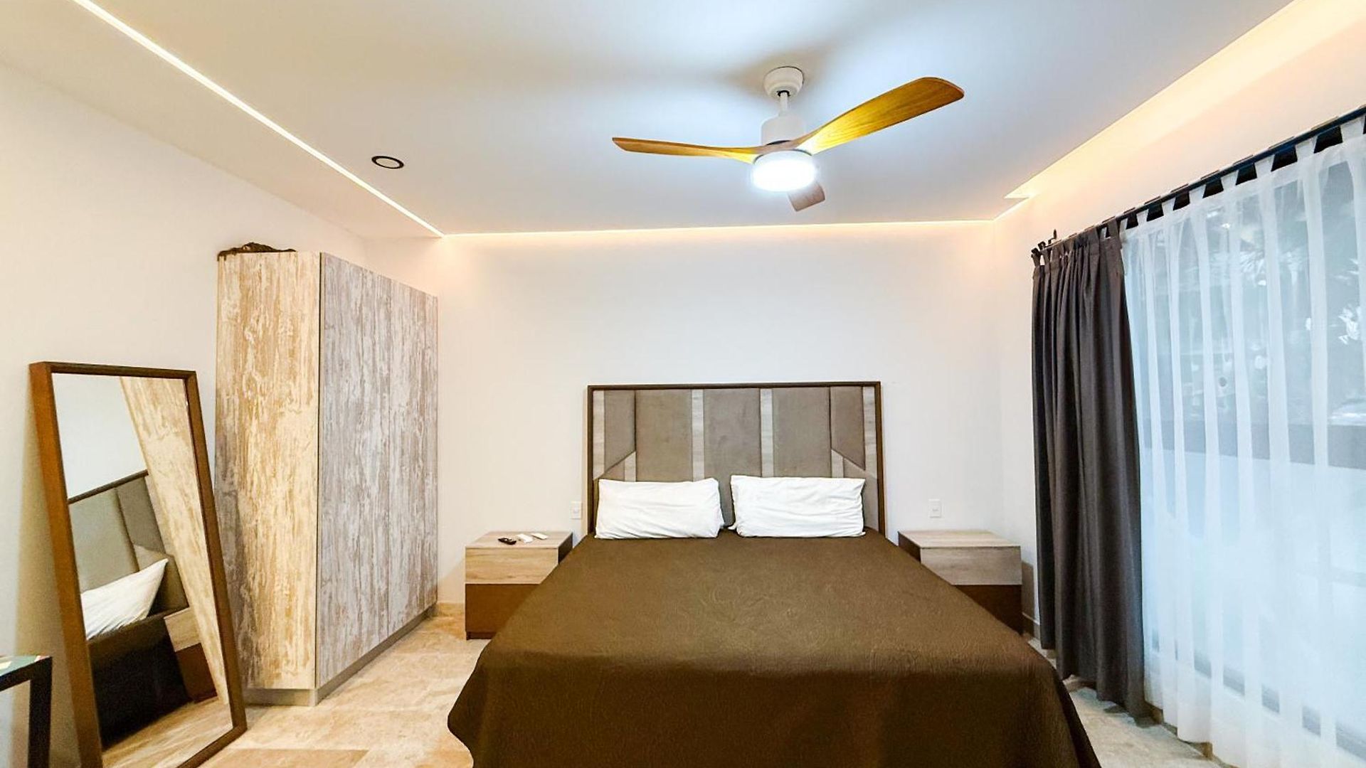 1 Bedroom In Aldea Zama King Bed Wifi Elle 01 *