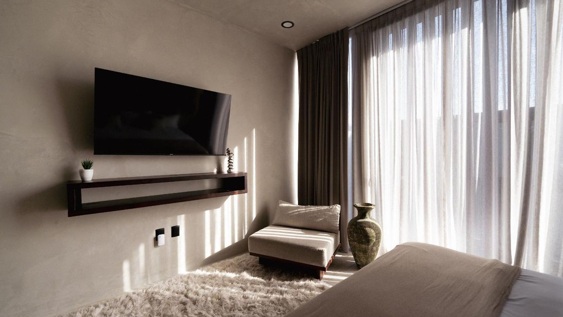 Villa Design Luxury 3br With 3 Pools, Stunning Rooftop, Boho Style, Near