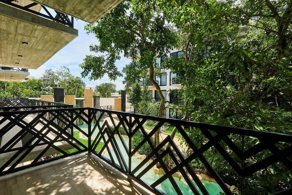 Escape - Stylish Pool, Gym & Parking *