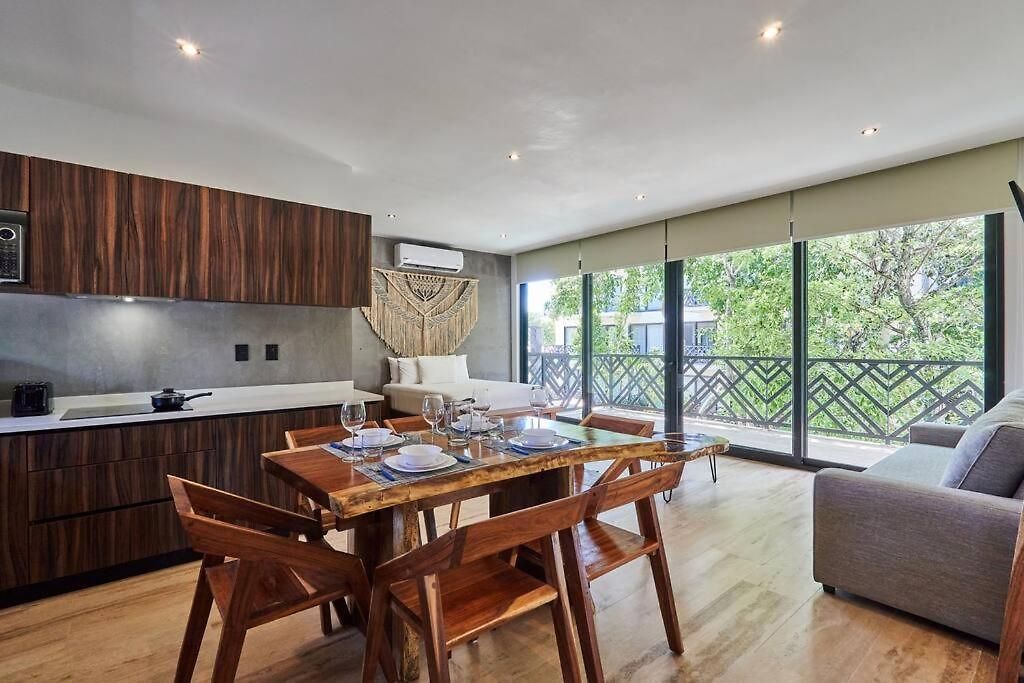 Apartment Escape - Stylish Pool, Gym & Parking