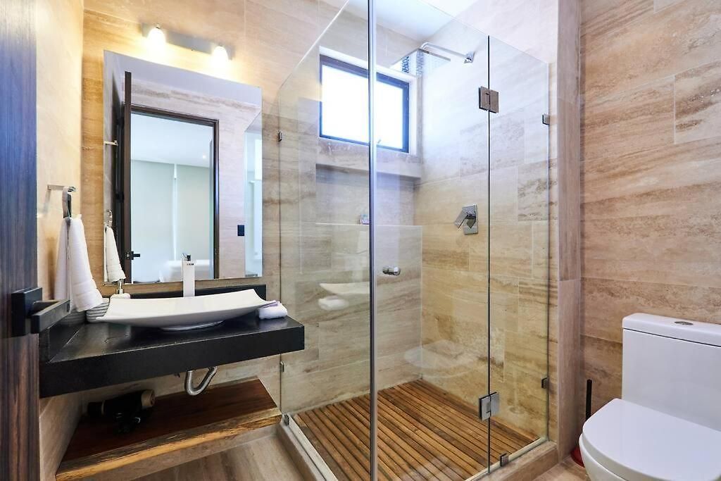 Apartment Escape - Stylish Pool, Gym & Parking