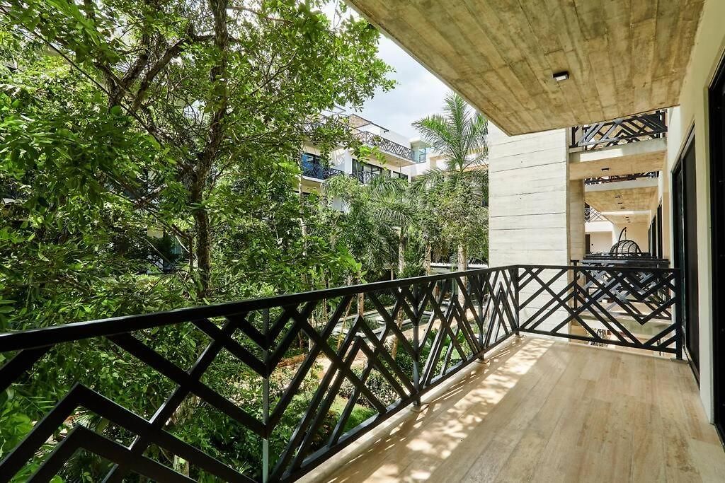 Escape - Stylish Pool, Gym & Parking Apartment Tulum