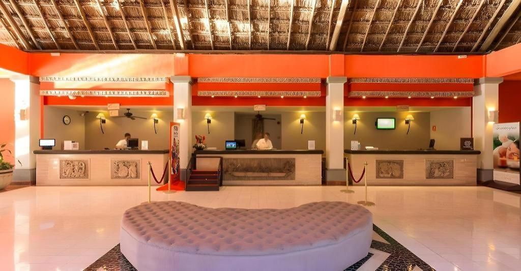 Grand Palladium Riviera And