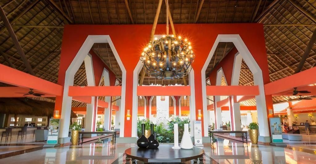 Resort Grand Palladium Riviera And 4*