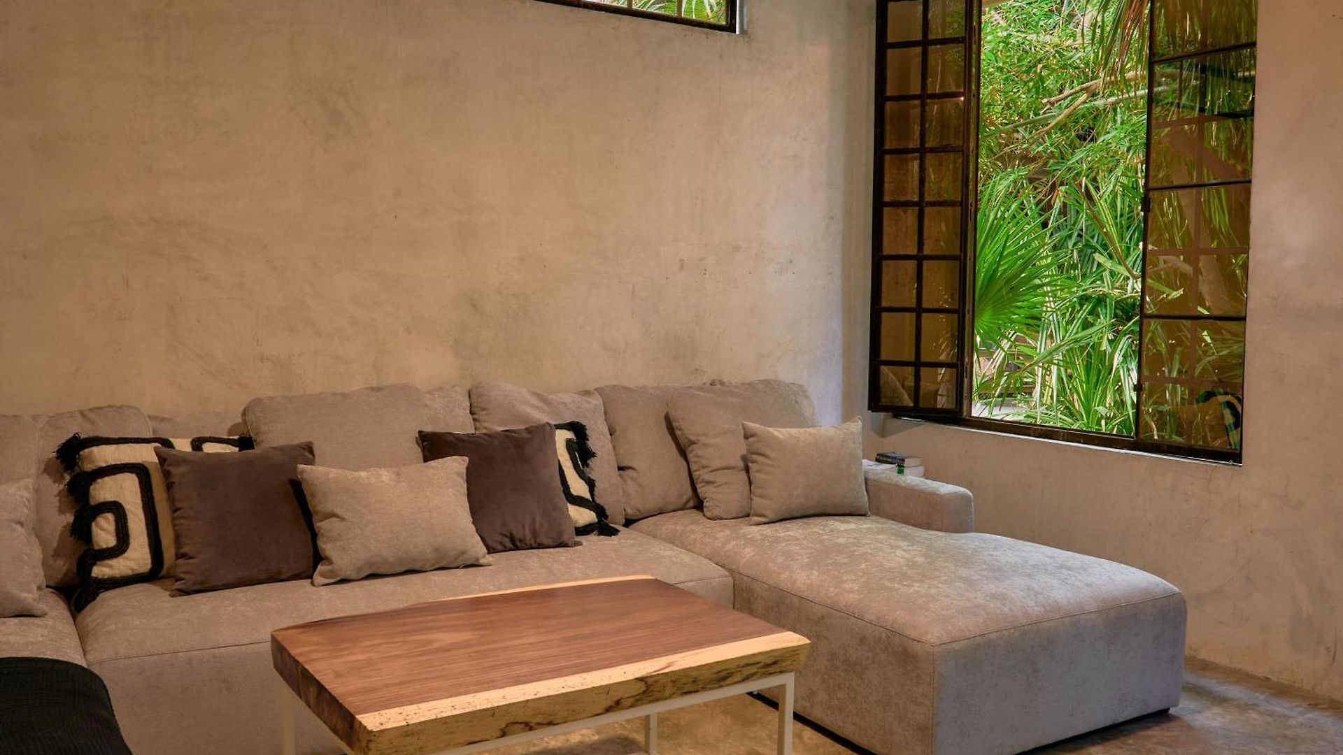 Amor Rooms Hotel