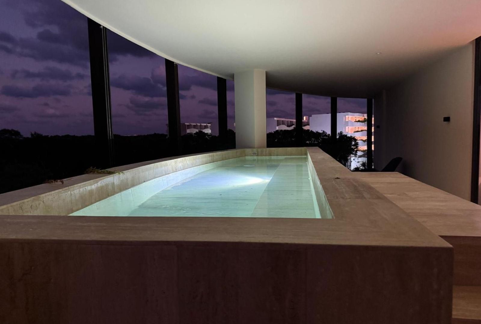 Luxury Jaguar Penthouse Private Pool *
