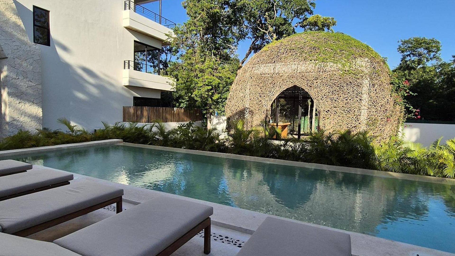 New Luxury With Plunge Pool