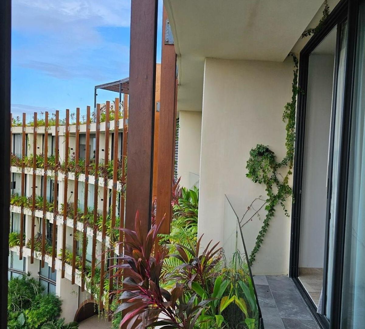 Apartment Jungle Serenity Getaway *