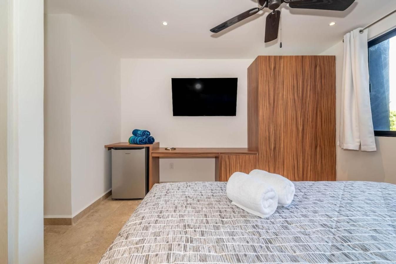 Apartment Lux 2 Bd With Private Plunge Pool, Terrace