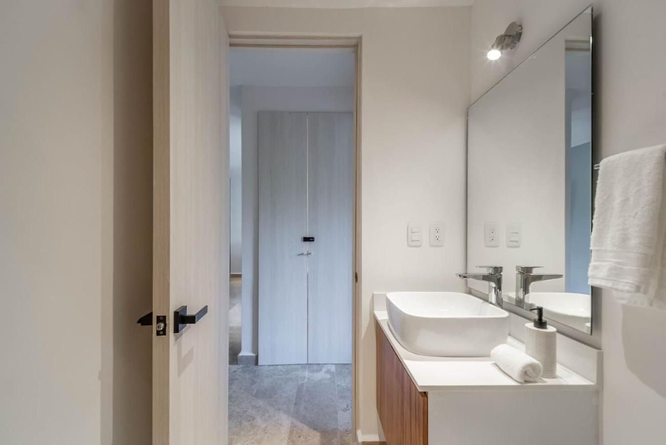 Lux 2 Bd With Private Plunge Pool, Terrace Apartment *