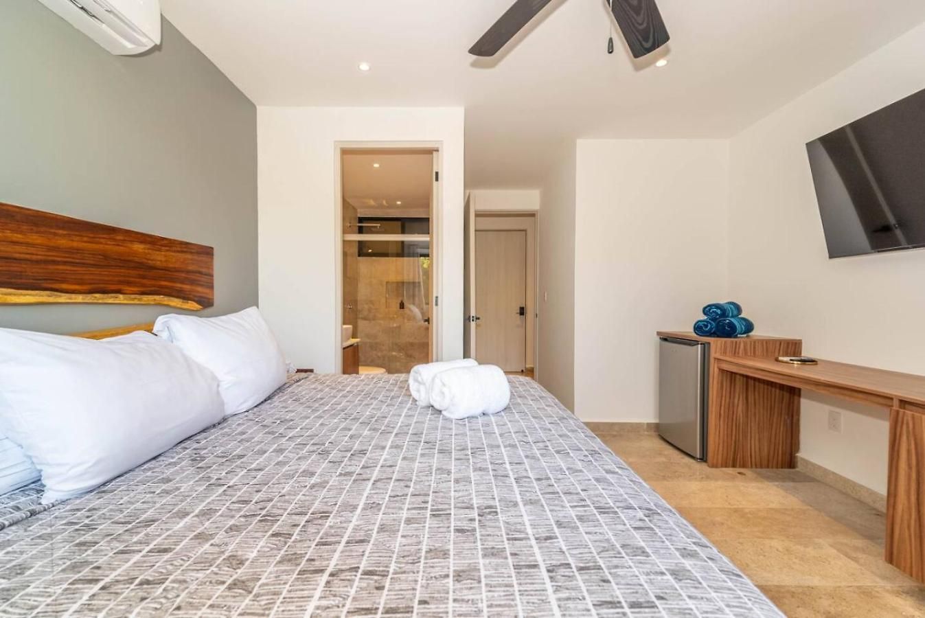 Lux 2 Bd With Private Plunge Pool, Terrace