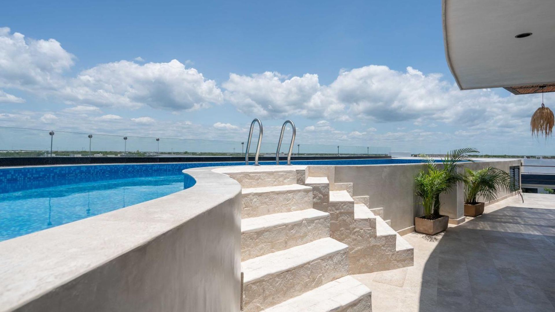 Akua 17 2br Rooftop Pool & Gym Aparthotel Tulum