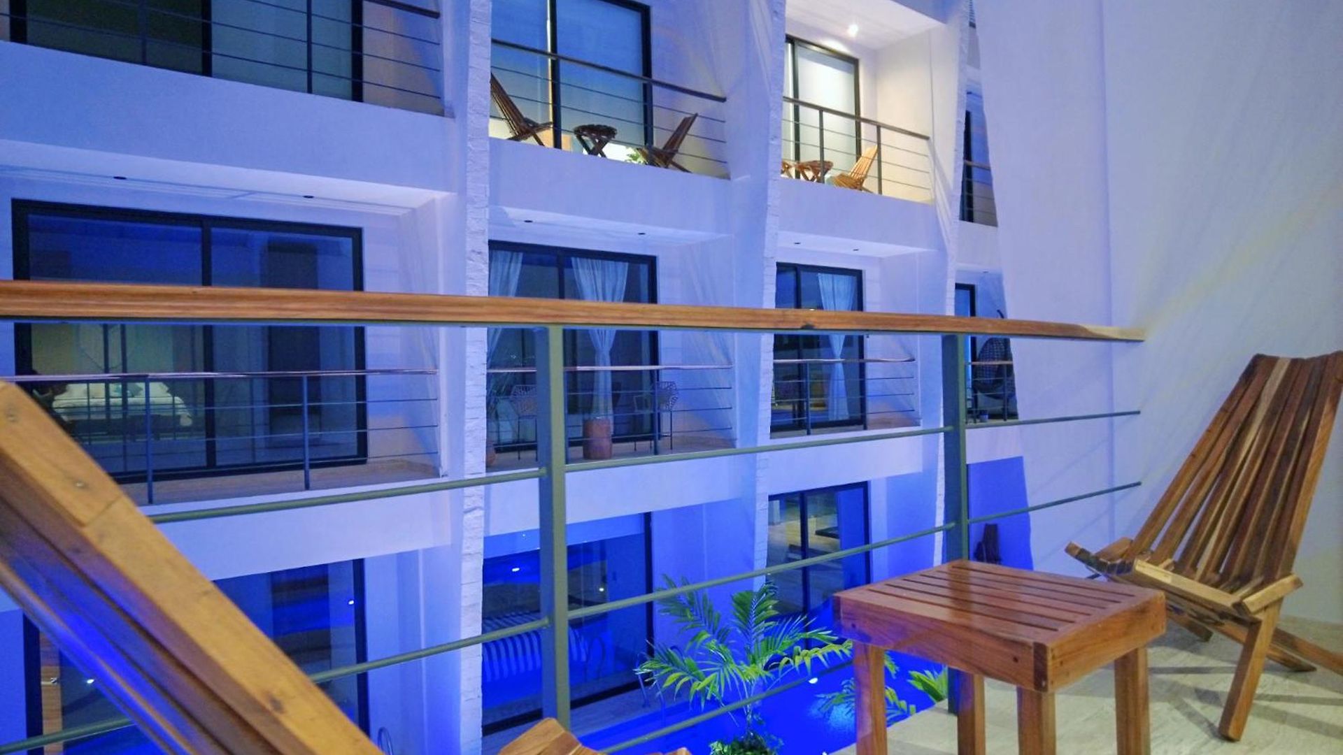 Aparthotel Akua 17 2br Rooftop Pool & Gym