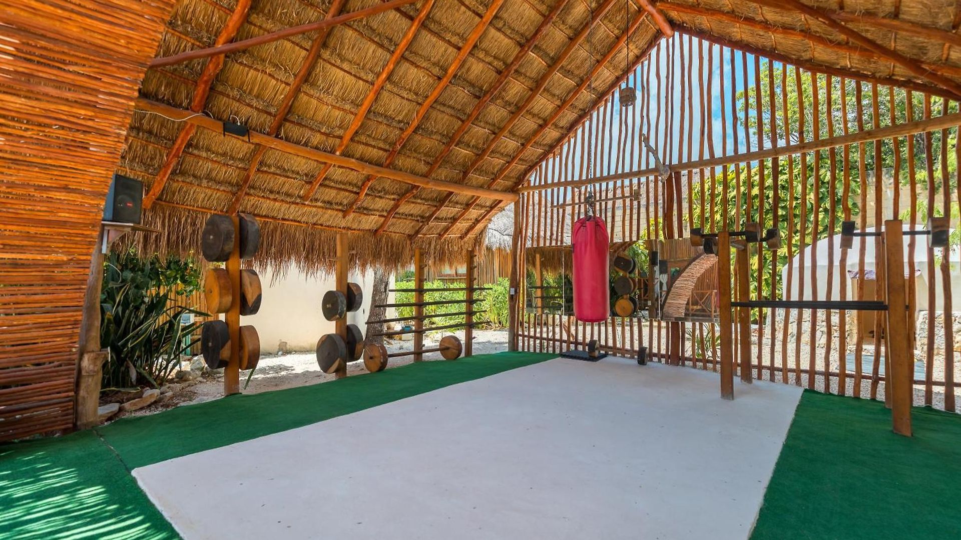 Hotel Xhule Tulum