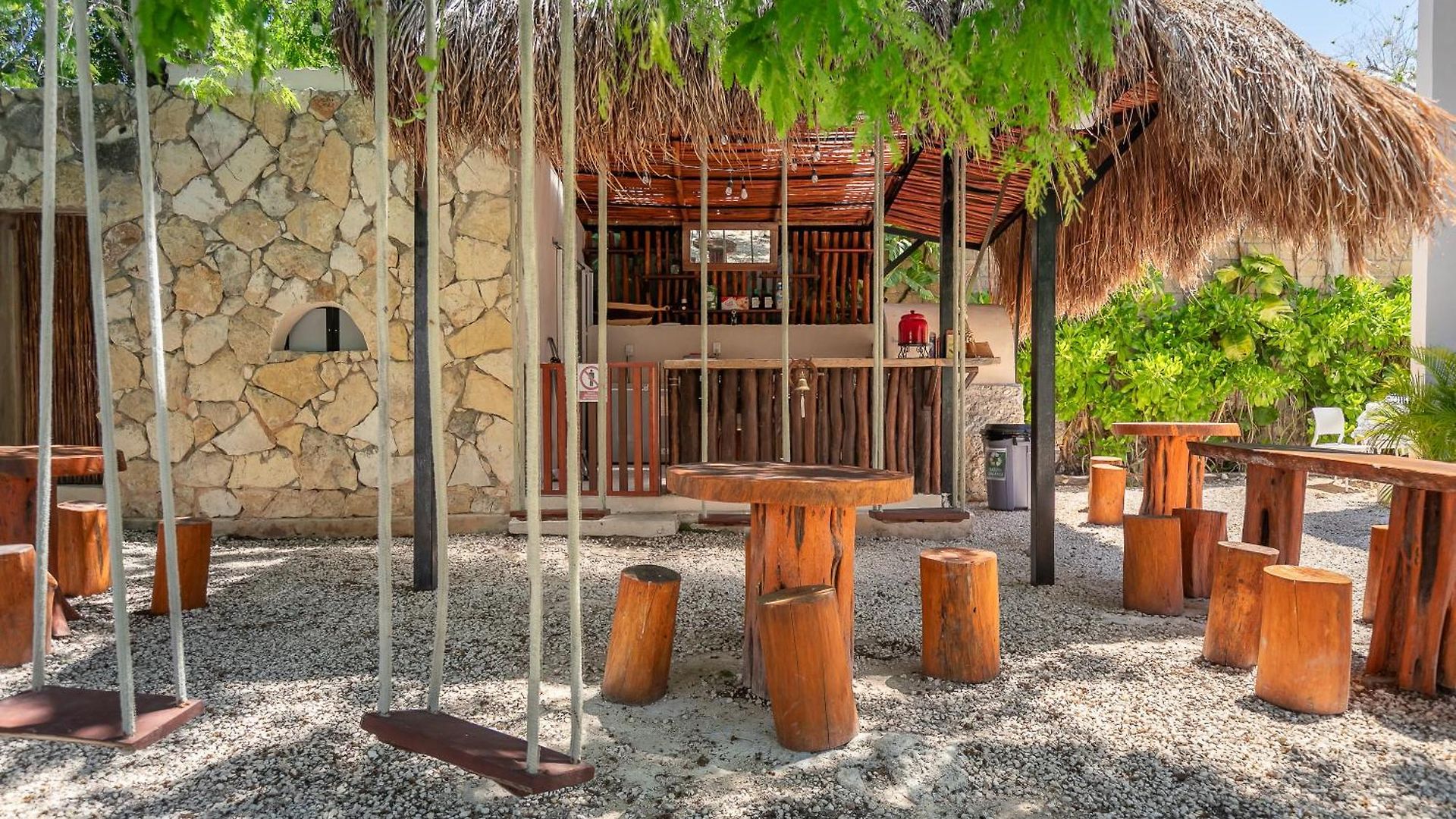 Xhule Hotel