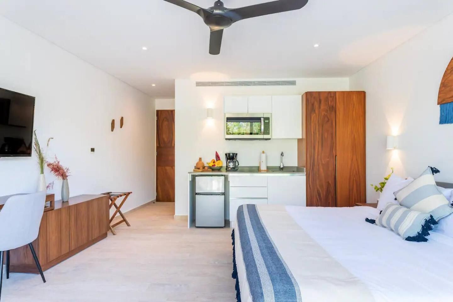 Apartahotel Park Lagunas - Luxury Modern With Kitchen 2*