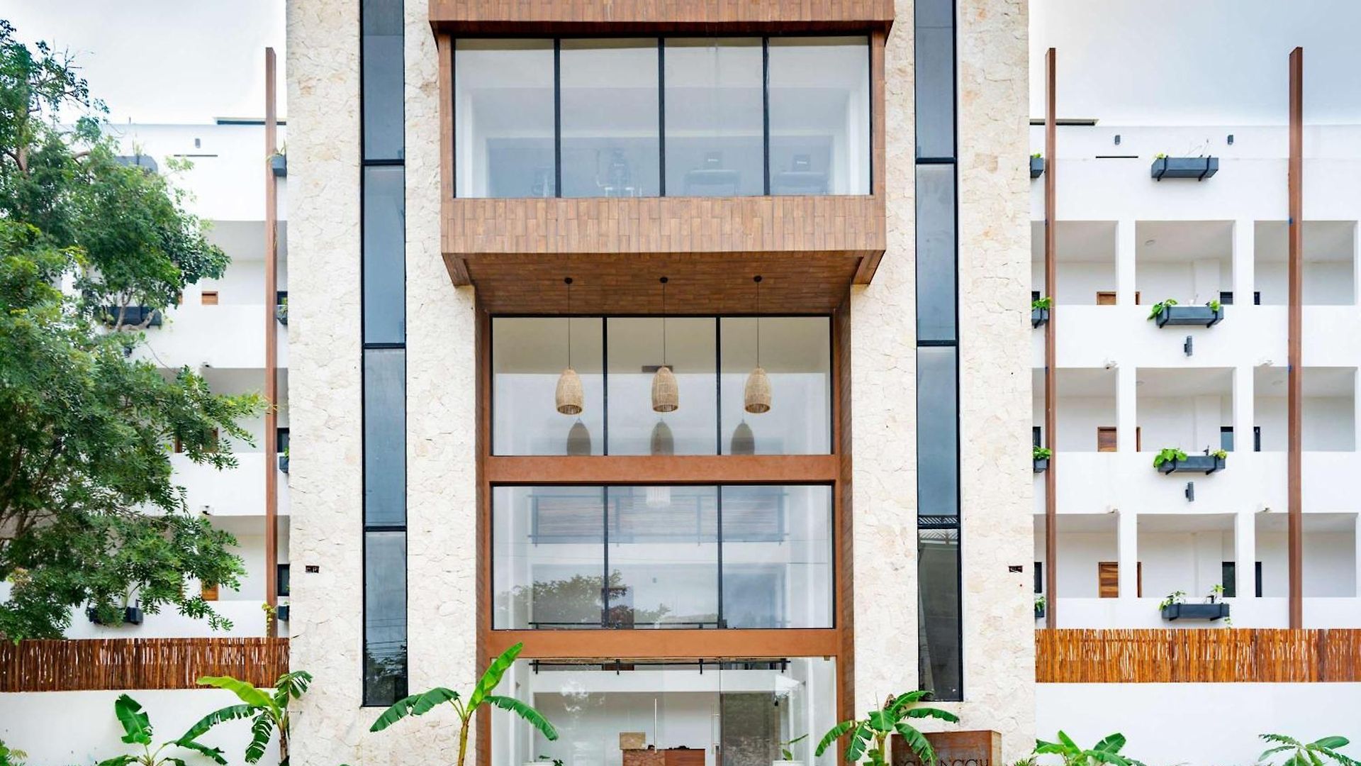 Pool & Rooftop In 2 Bedrooms Tulum