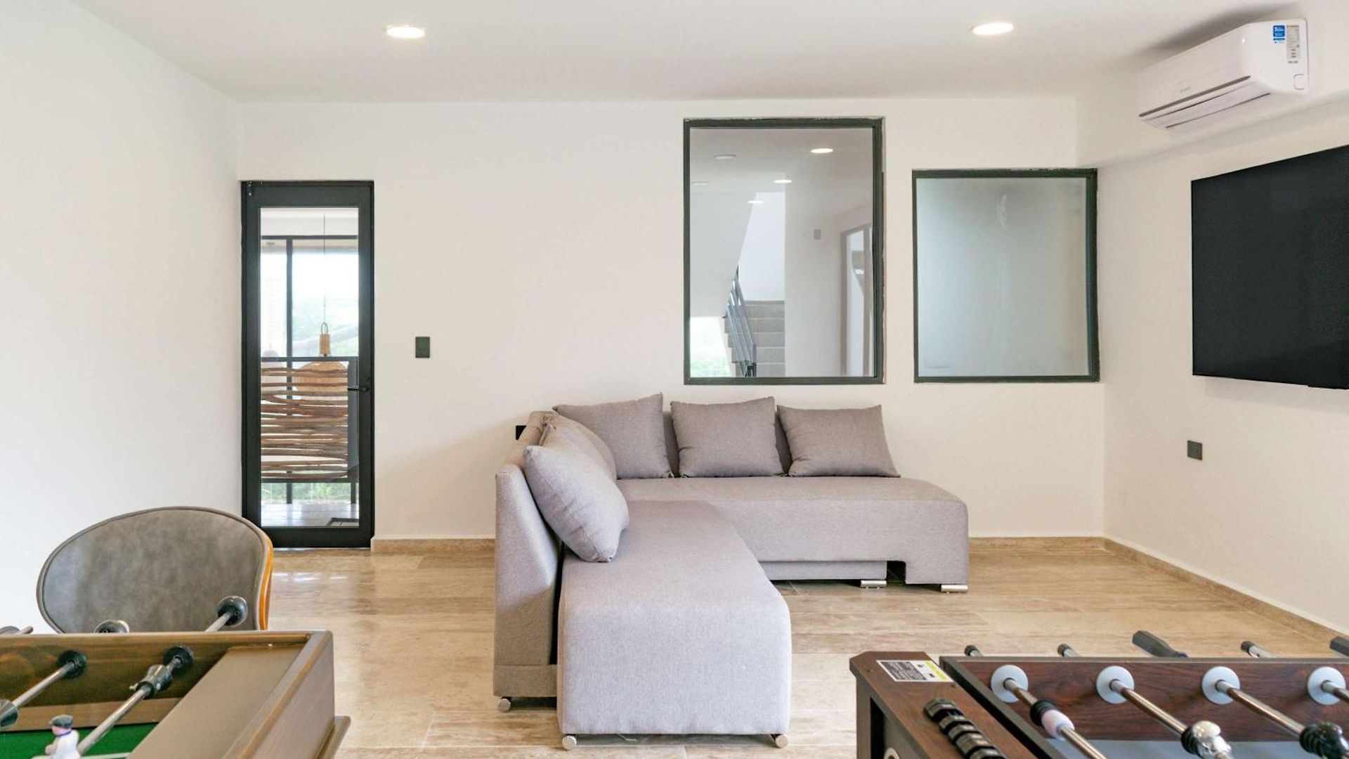 Pool & Rooftop In 2 Bedrooms *