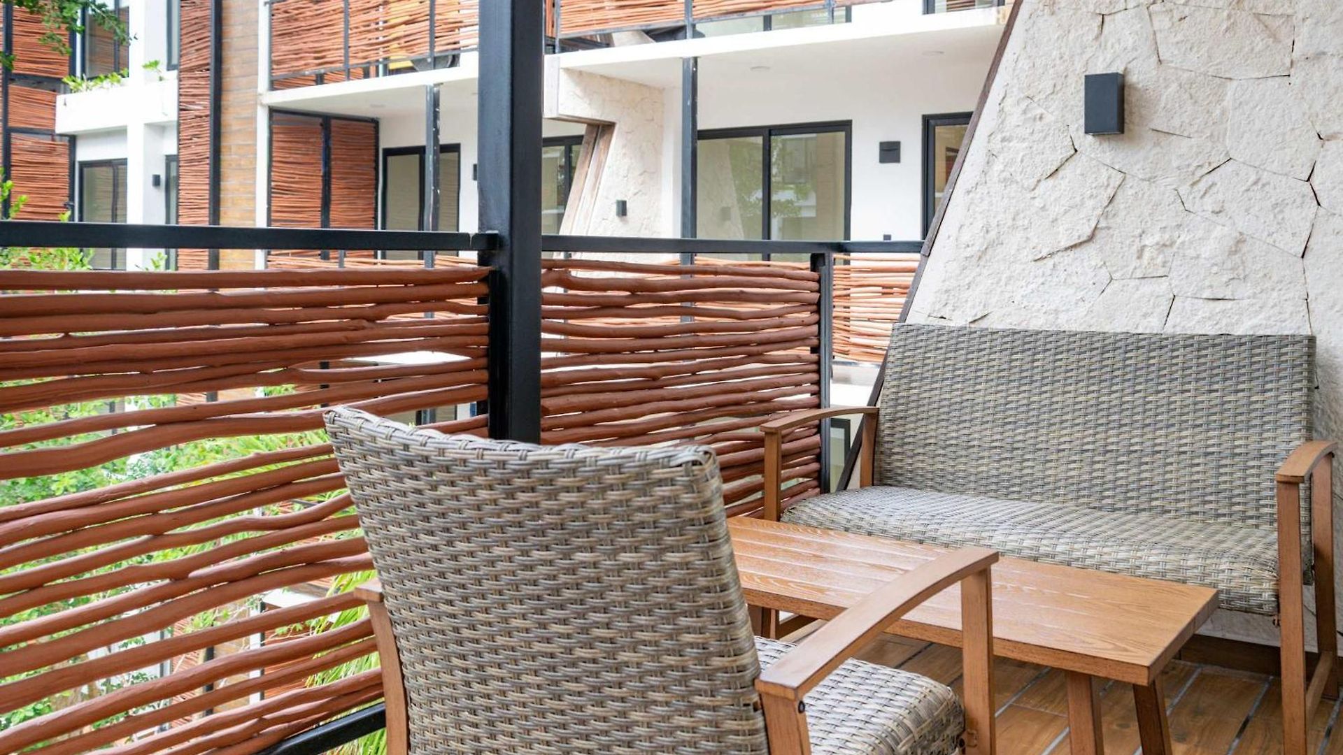 Apartment Pool & Rooftop In 2 Bedrooms