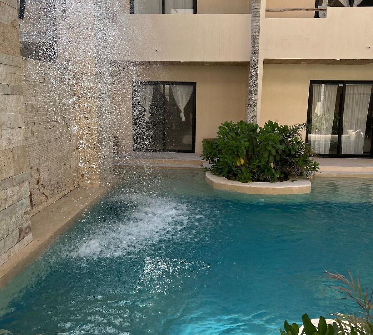 Cocay Lofts 108 Swim Up Apartment Tulum