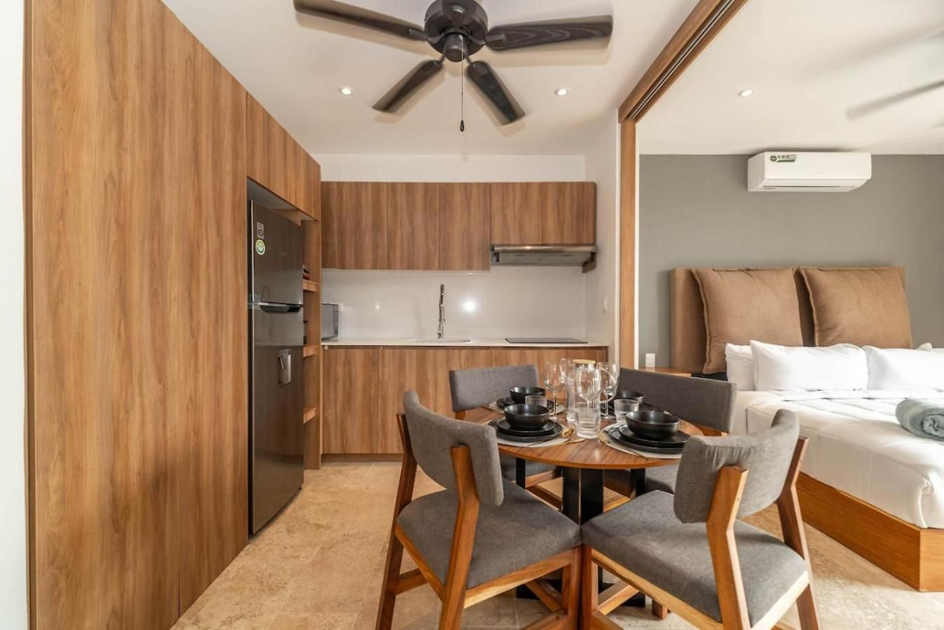 King With Balcony, Rooftop Pool In Trendy Aldea Zama