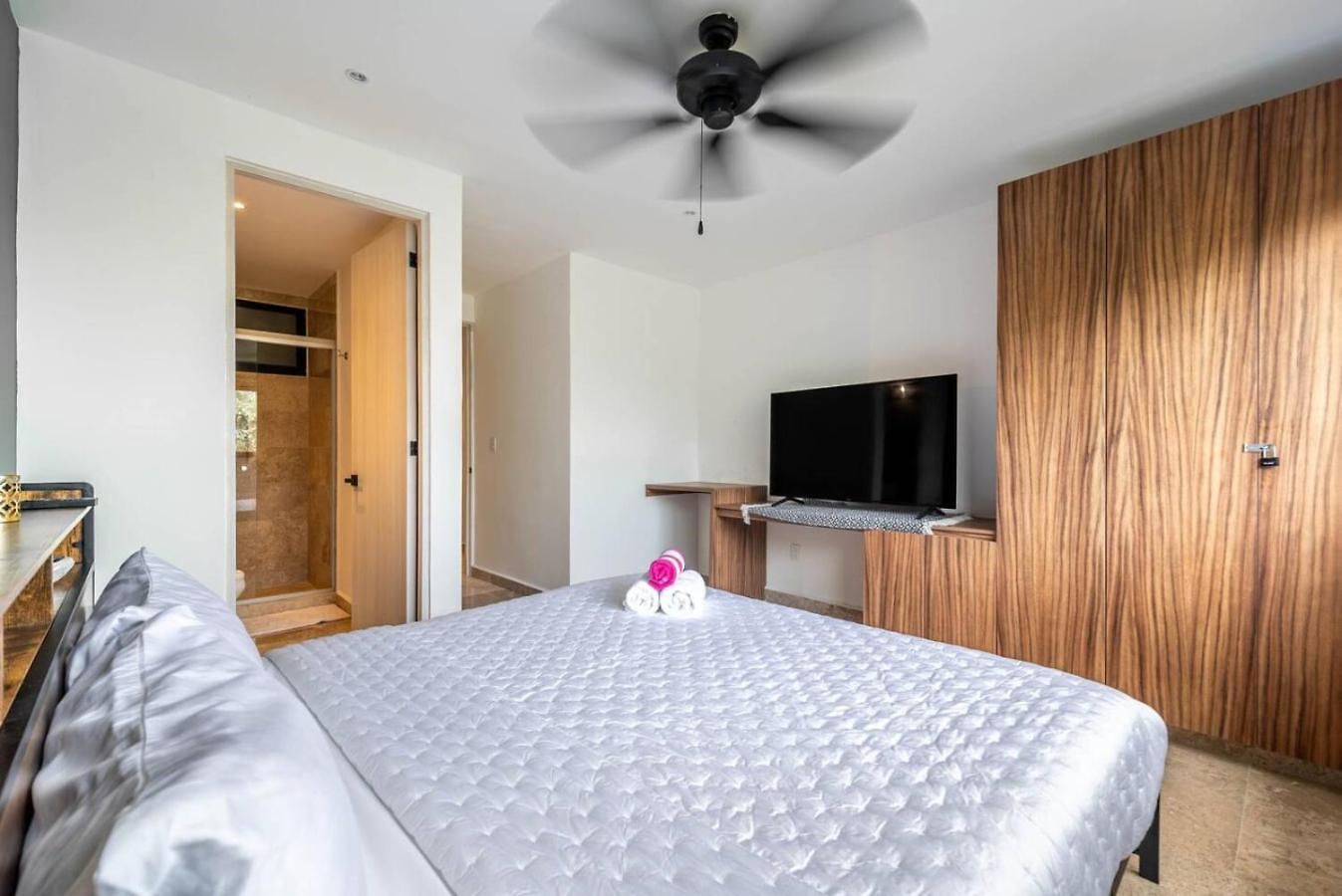 Holiday home Lux 2 Bd With Private Plunge Pool And Balcony