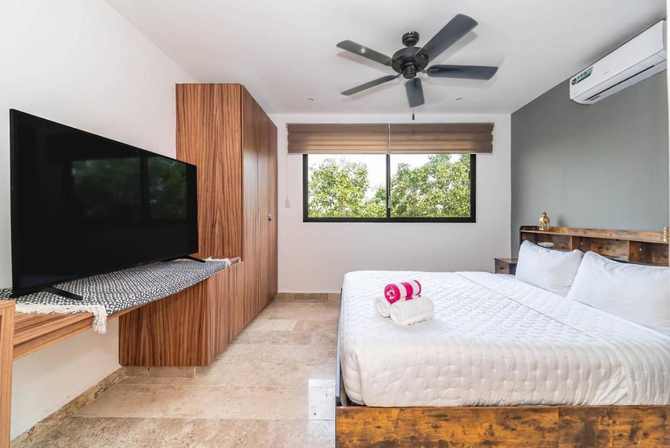 Lux 2 Bd With Private Plunge Pool And Balcony Holiday home *