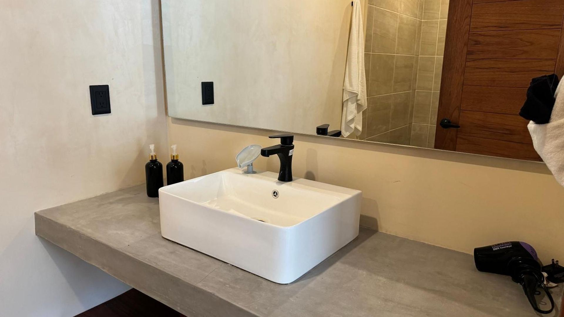 Talulah Living 4*