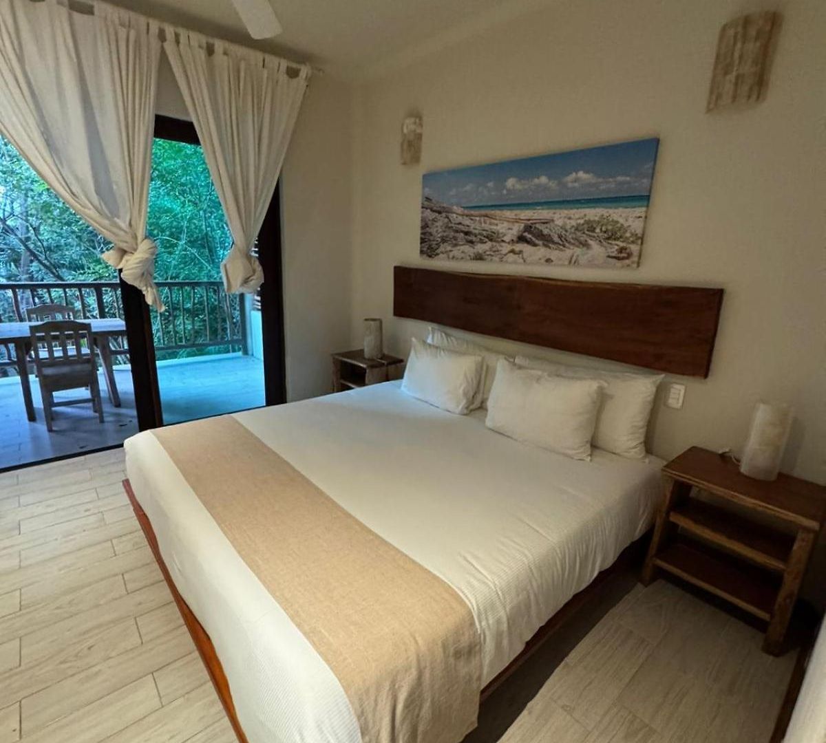 Casa 4*