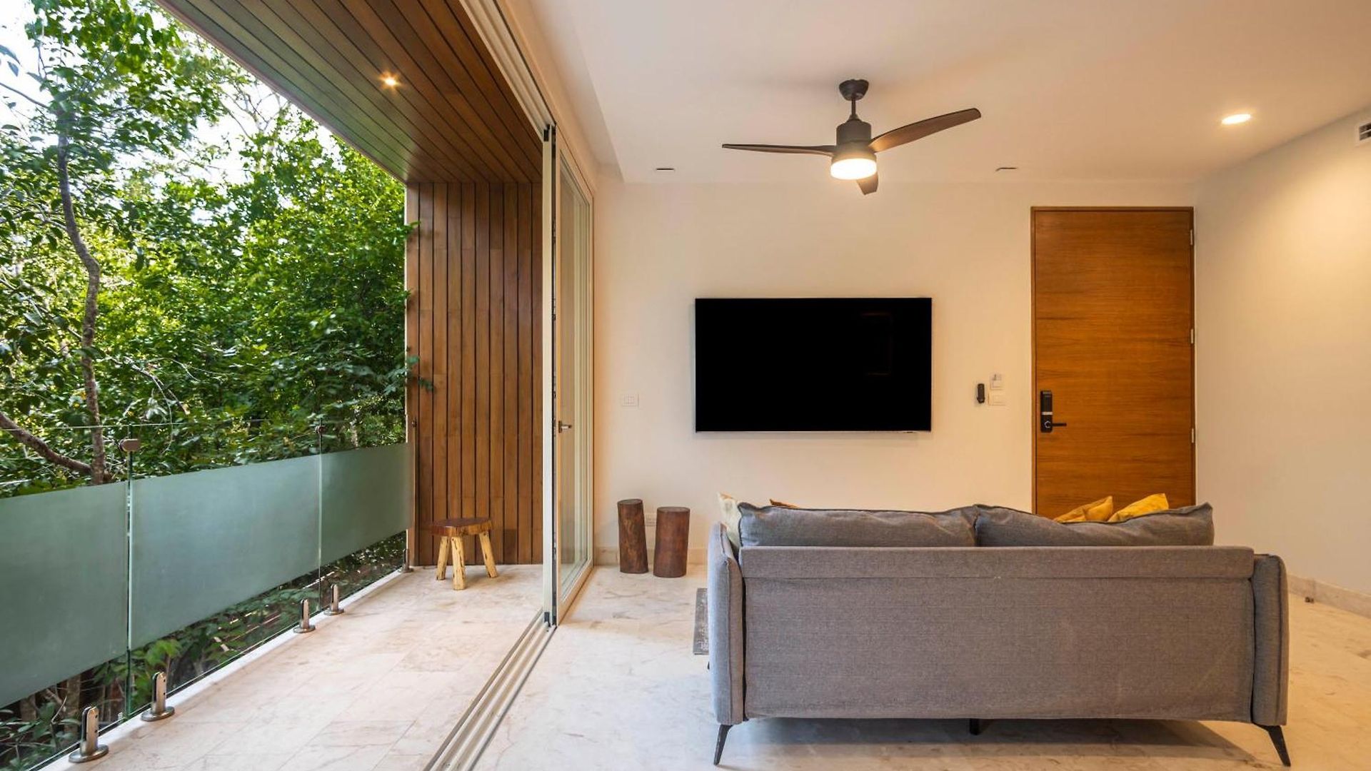 Vita Tulum Aparthotel 4*