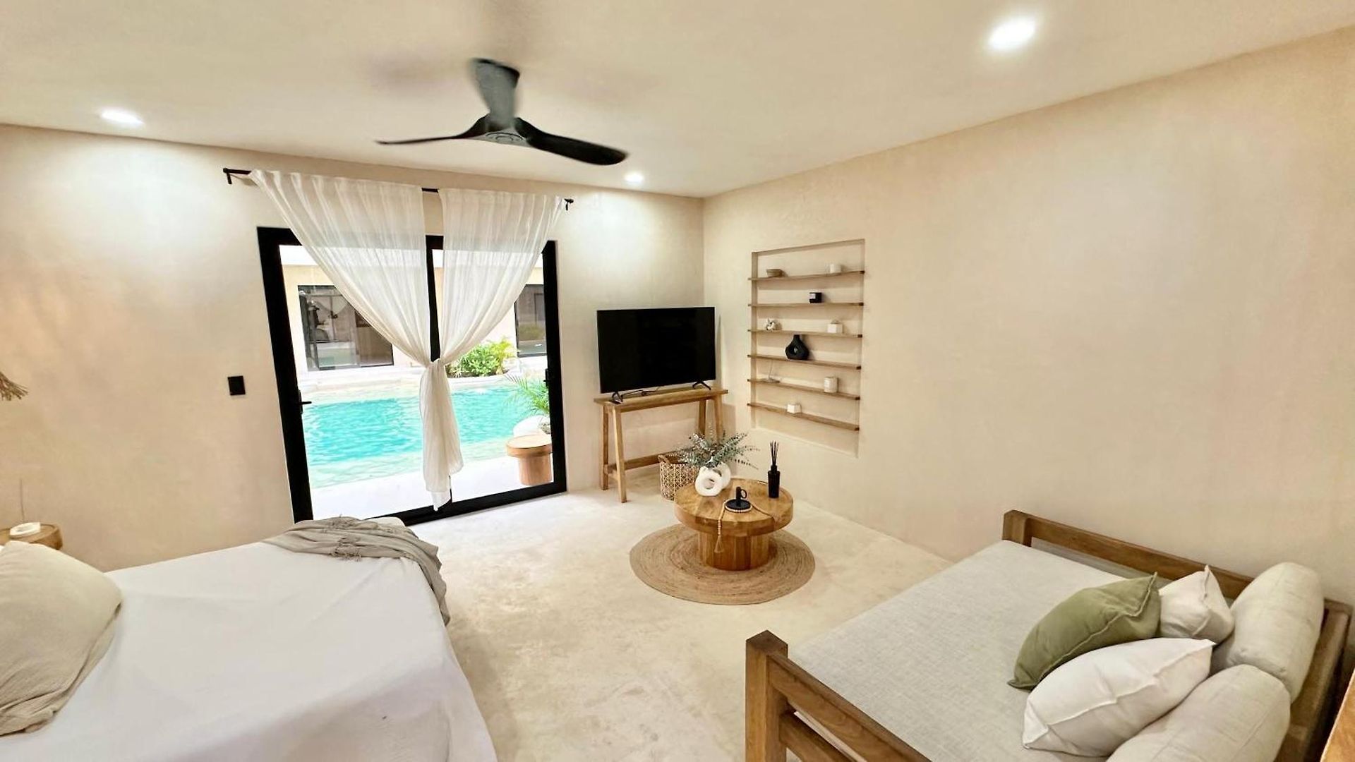 Apartahotel Cocay Welcome To The Jungle