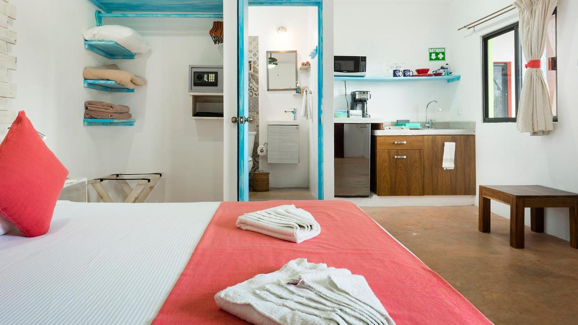 Casa Toloc Apartahotel