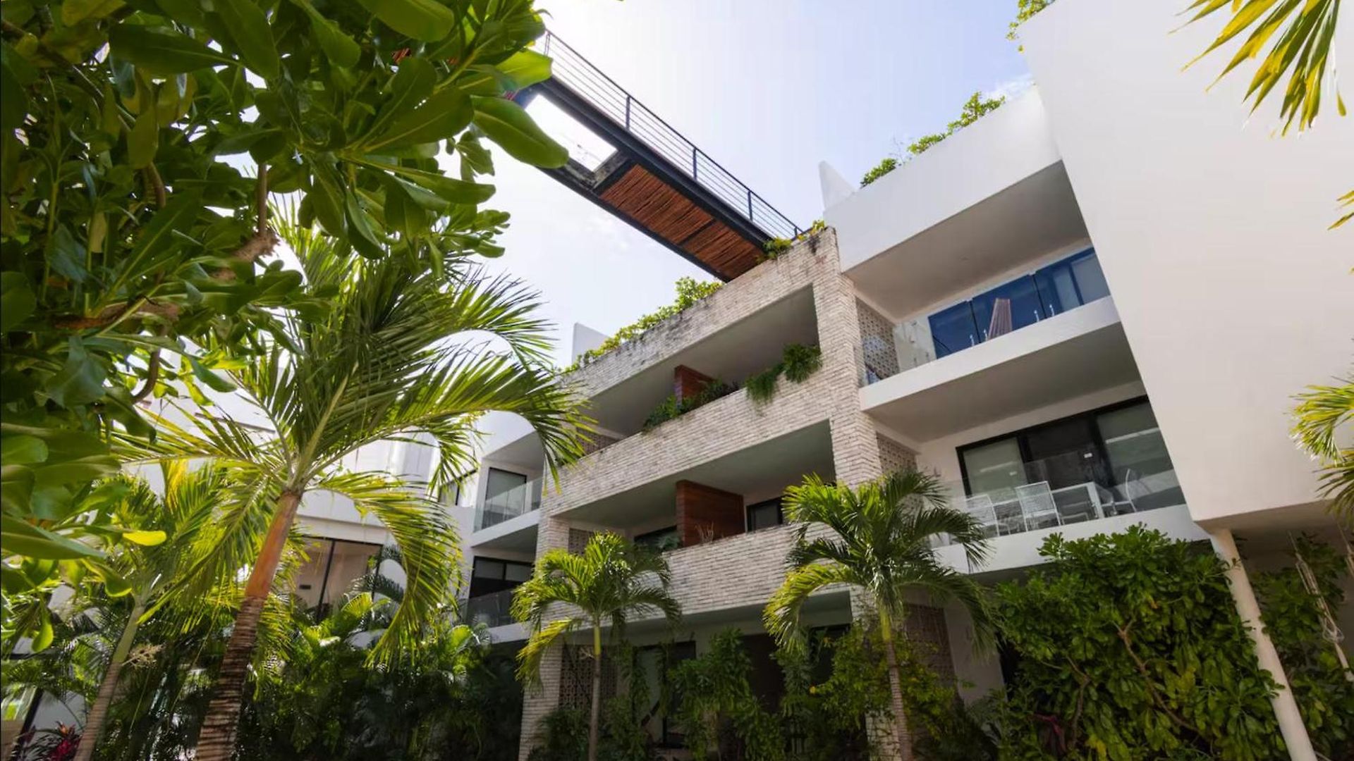 Spacious For 10 Great Amenities Apartment *