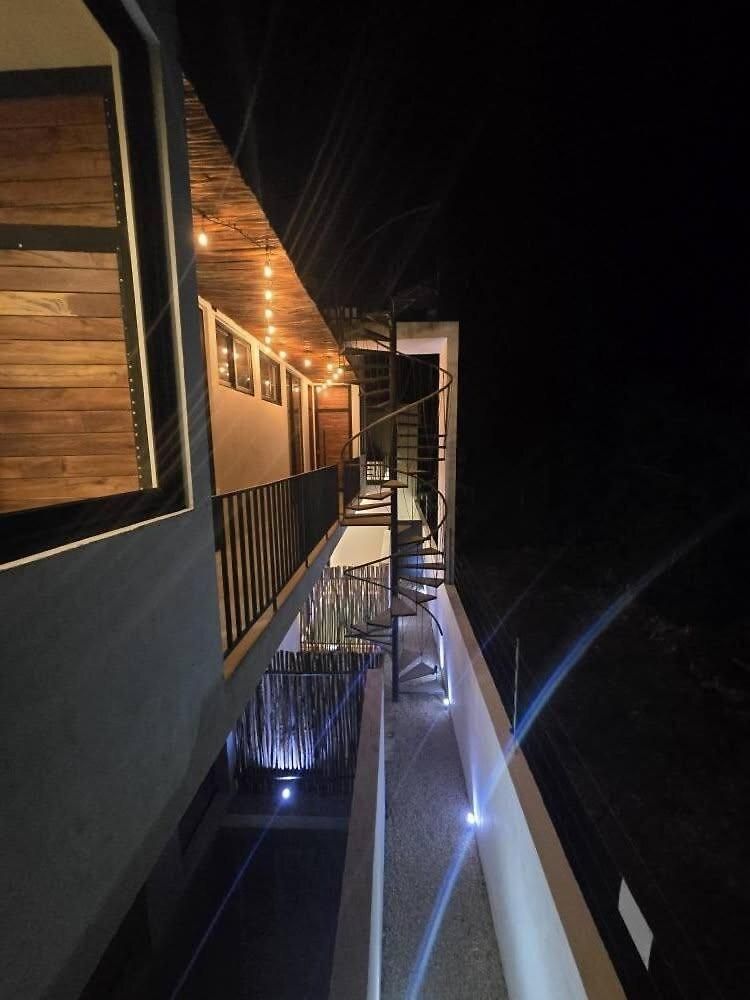 Сasa de vacaciones Brand New Penthouse Jungle Views 2 Bdr Sleeps 6 *