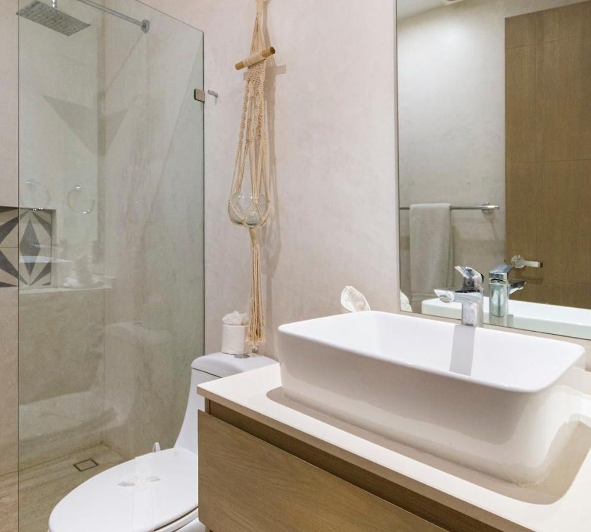 Spacious For 10 Great Amenities Apartment *